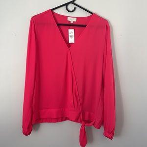 🆕 LOFT Outlet - Hot Pink V-neck blouse - M